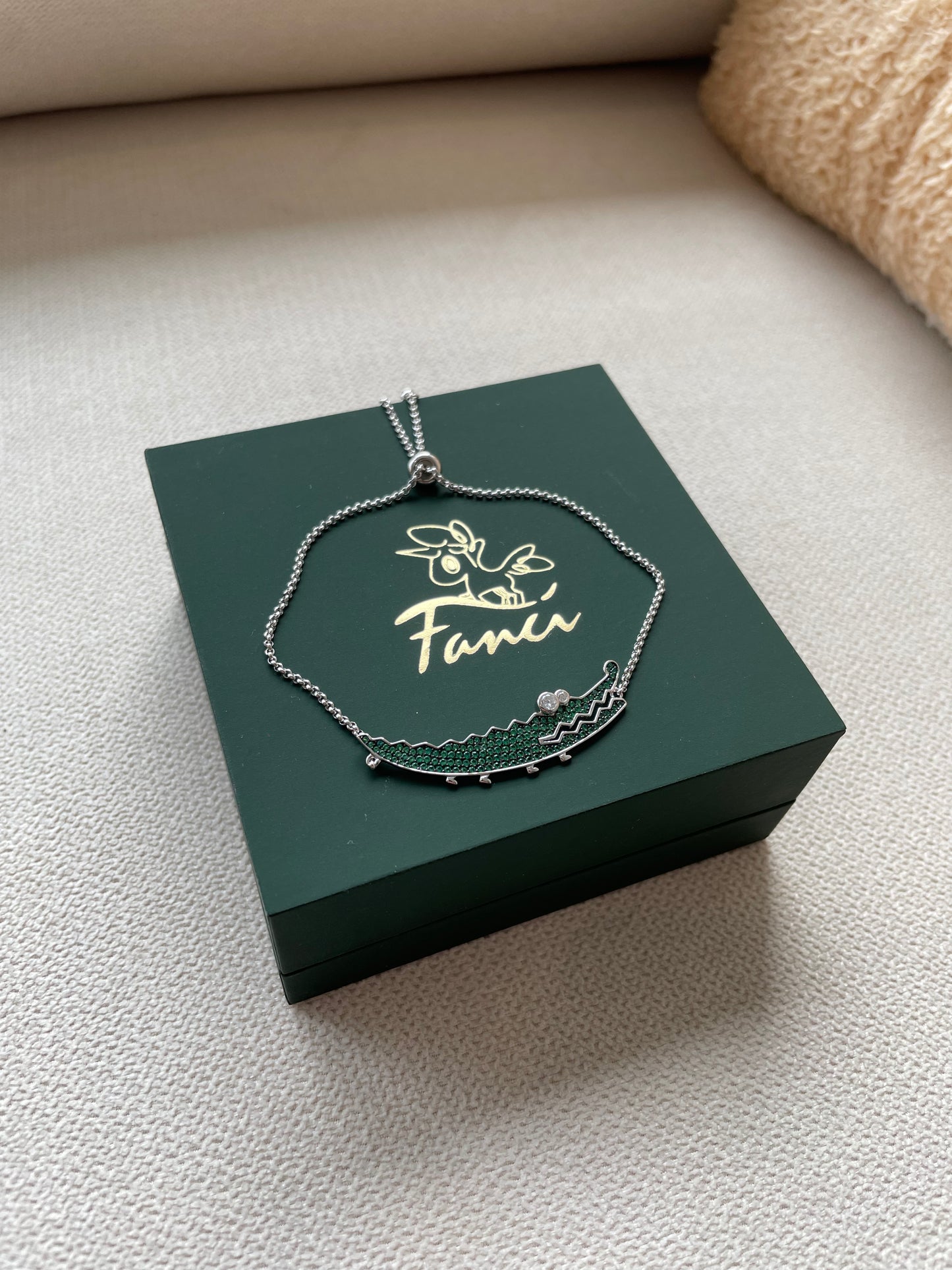 FANCI Sterling Silver Verdant Crocodile Bracelet In White Gold Plated
