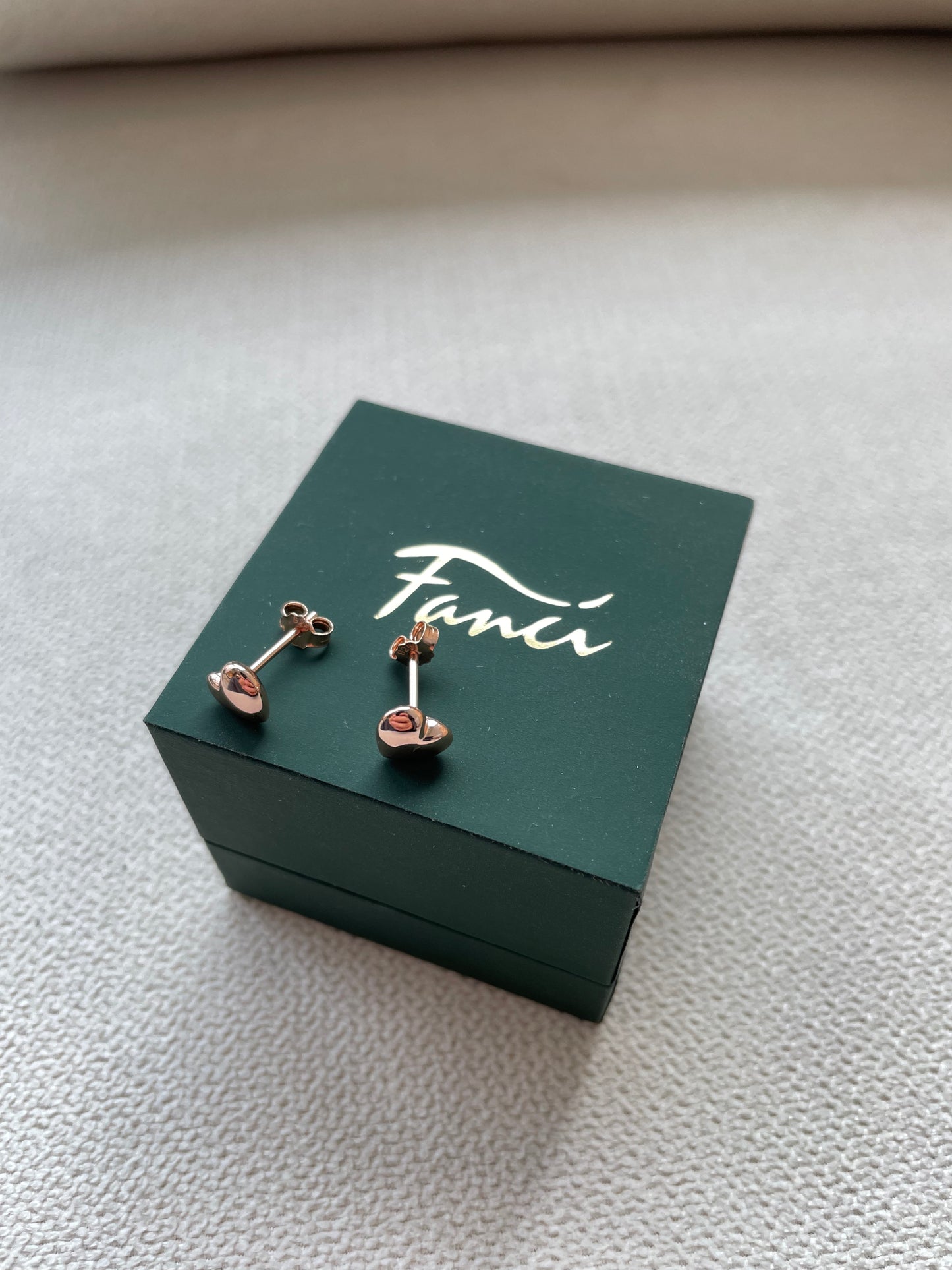 FANCI Sterling Silver Elegant Heart Earrings In Rose Gold Plated