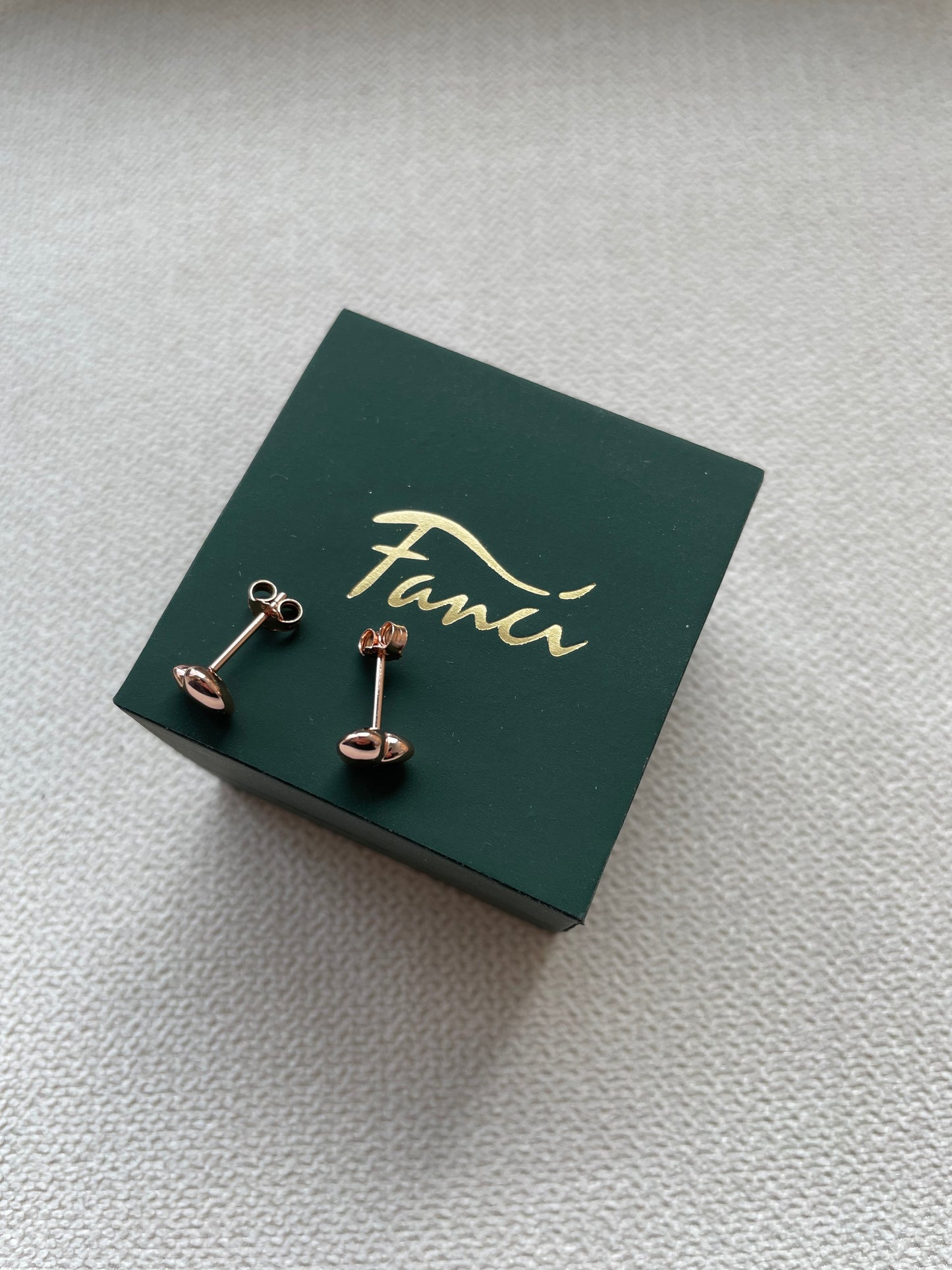 FANCI Sterling Silver Elegant Heart Earrings In Rose Gold Plated